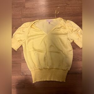 Philosophy women’s light yellow blouse